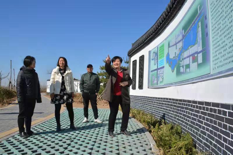 为群众代言 带百姓致富