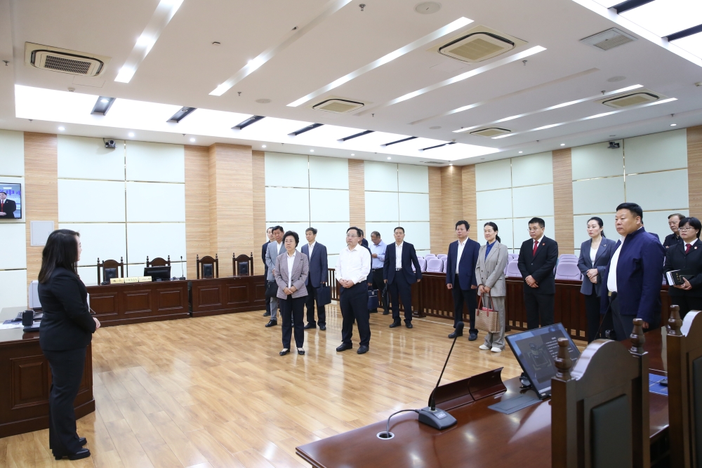 市人大监察司法委开展行政审判工作专题调研